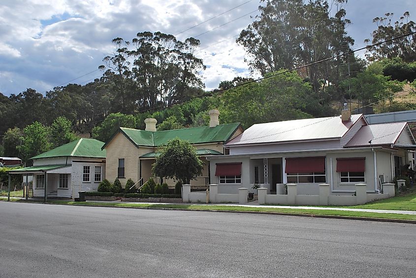 Houses in Harrow, Victoria