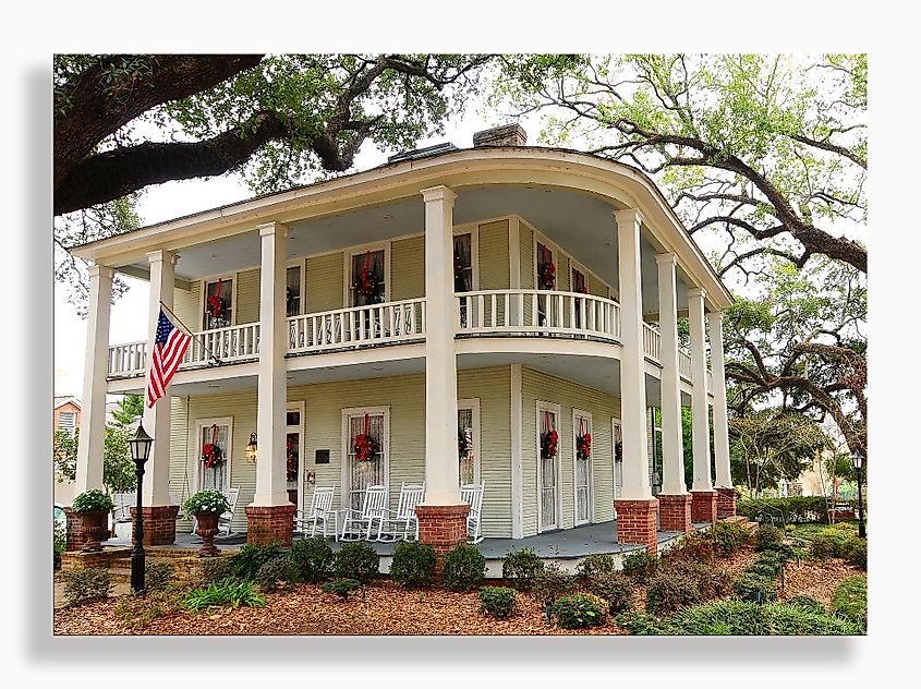 Judge Porter House in Natchitoches, LA (Credit: Dennis Jax via Flickr)