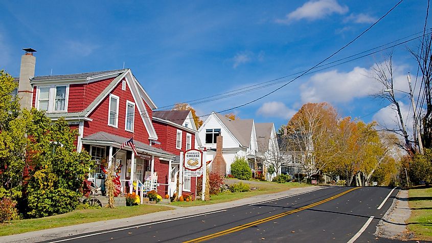 Street view in Sugar Hill, via https://www.vrbo.com/vacation-rentals/usa/new-hampshire/white-mountains/sugar-hill
