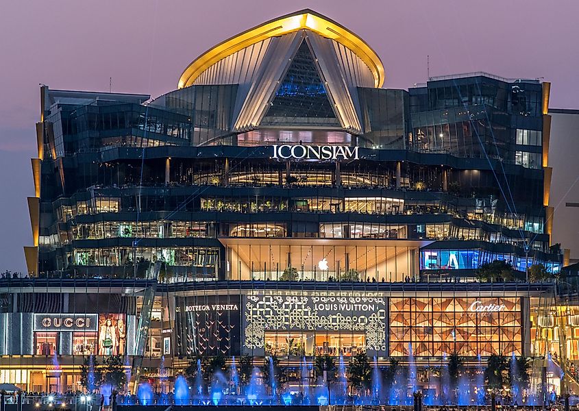 ICONSIAM- The biggest mall in Bangkok 