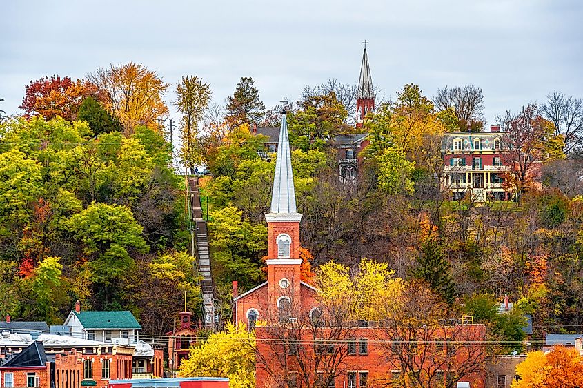The beautful historic town of Galena, Illinois, in fall.