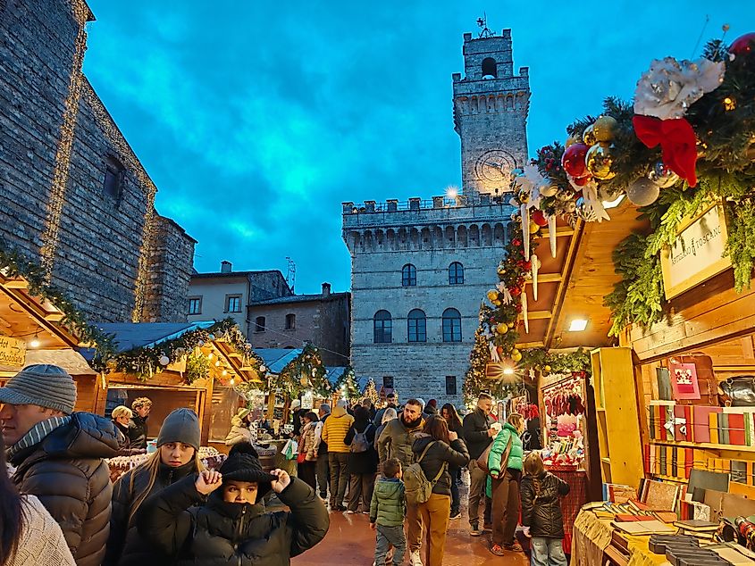 The Christmas market in Piazza Grande in Montepulciano, Tuscany, Italy.