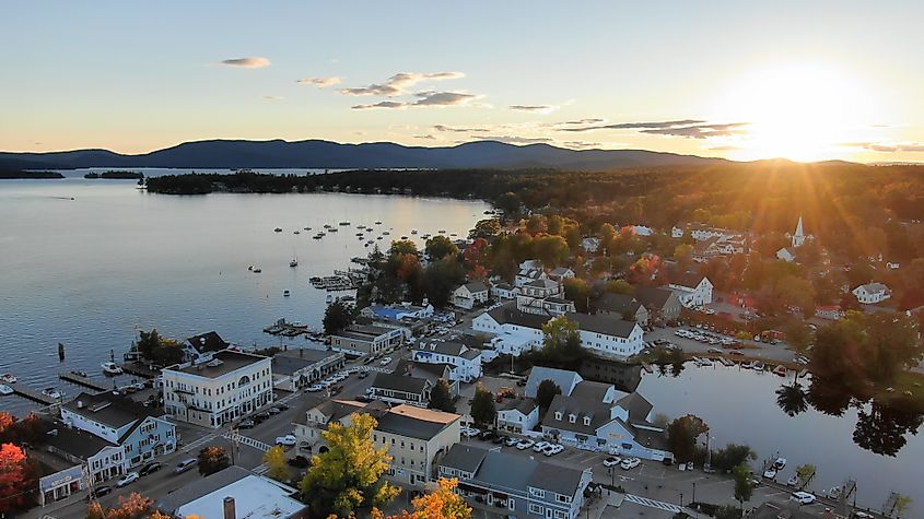 Downtown Wolfeboro at dusk (Credit: Emsflyer84 via Shutterstock)