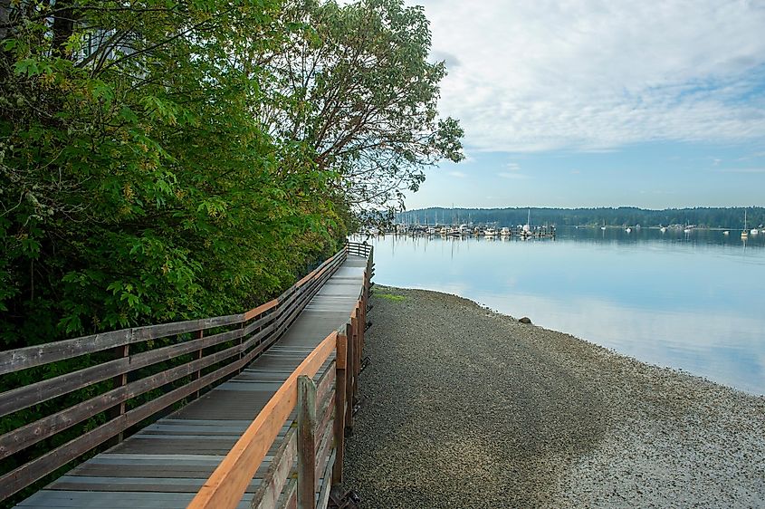 Liberty Bay Waterfront Park, Poulsbo, Washington. Urban Boardwalk and Trail beginning at American Legion Park leading to the downtown marina and activity center.