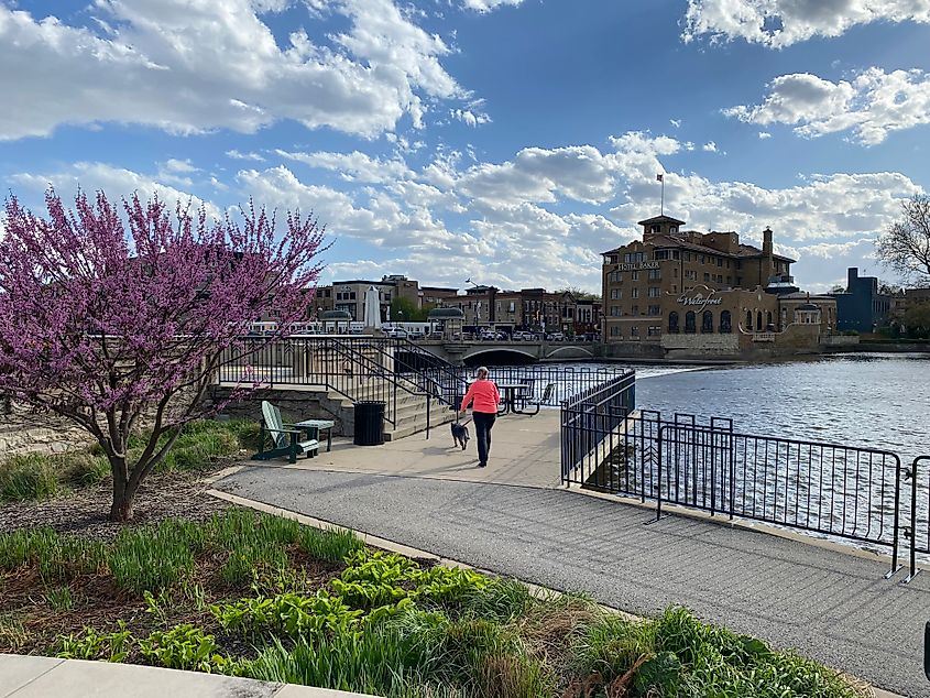 The Fox River cutting through downtown St. Charles, Illinois