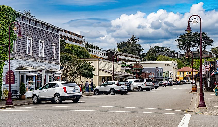 The main downtown street in Bandon, Oregon
