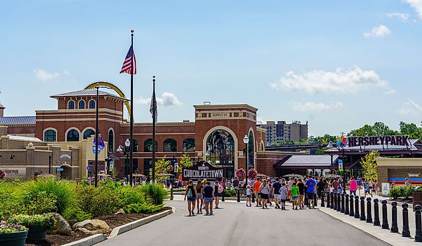 The new entrance to Hersheypark, a popular attraction in Chocolatetown 