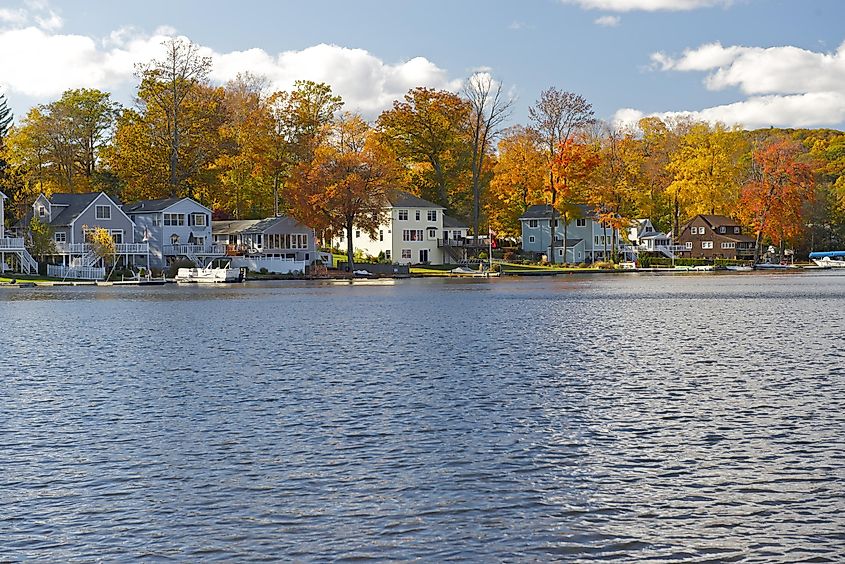 Foliage season in Litchfield Hills, Winsted, Connecticut, USA.