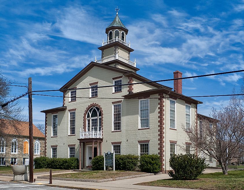 The Bristol County Statehouse/Courthouse was constructed in 1816 as one of 5 locations for meetings of the Rhode Island House of Representatives and Senate. This use continued until 1854 when the General Assembly decided to meet only in Providence or Newport