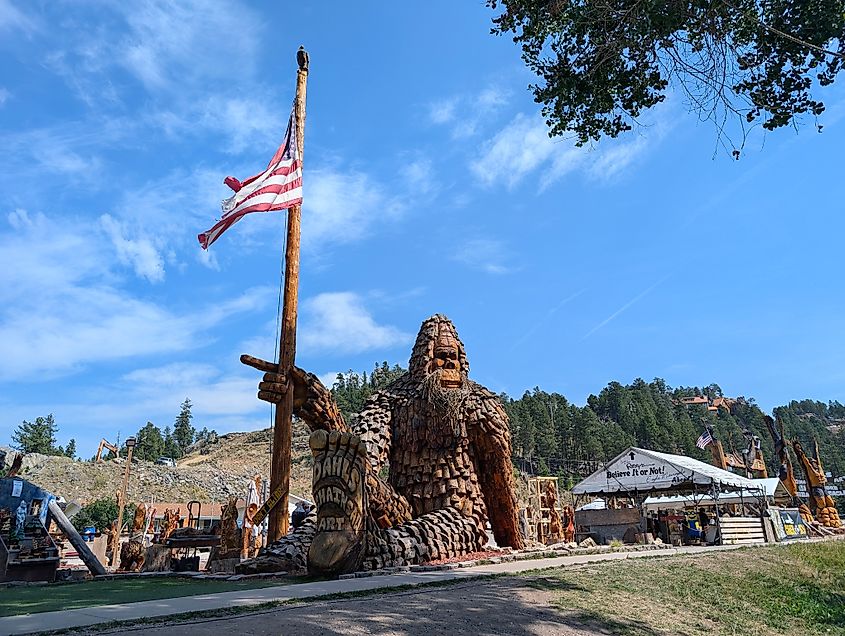 World's largest Bigfoot sculpture at Dahl's Chainsaw Art. 