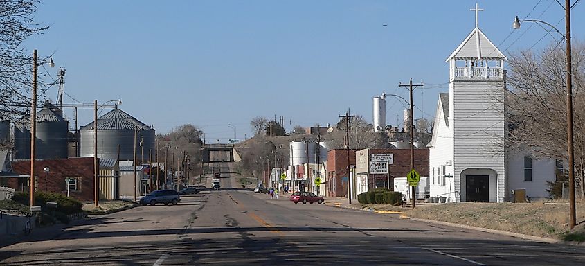 Trenton main street via Wikimedia Commons