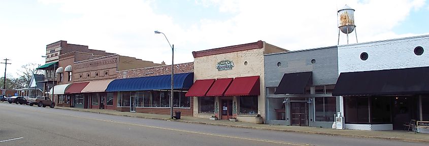 East Main Street in Flora, Mississippi.