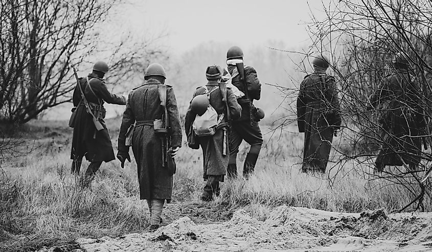 Red Army scouts World War II go to raid. Black and white image