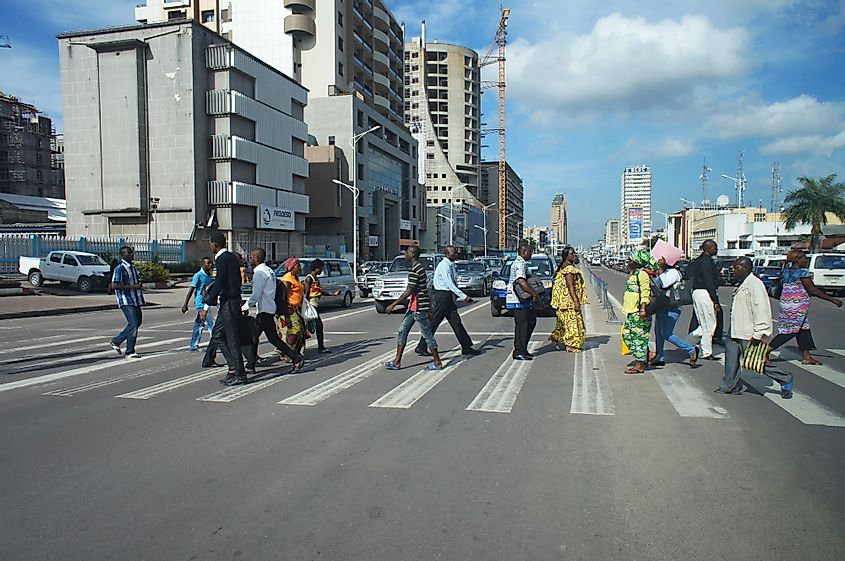 Pedestrian crossing in Kinshasa