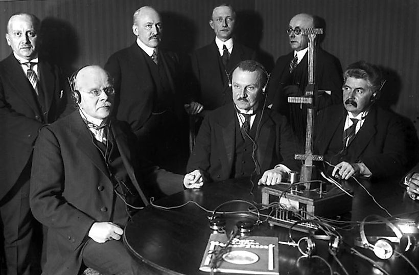 Wilhelm Marx's Christmas broadcast (During the Weimar Republic he was the chancellor of Germany twice, from 1923–1925 and 1926–1928)