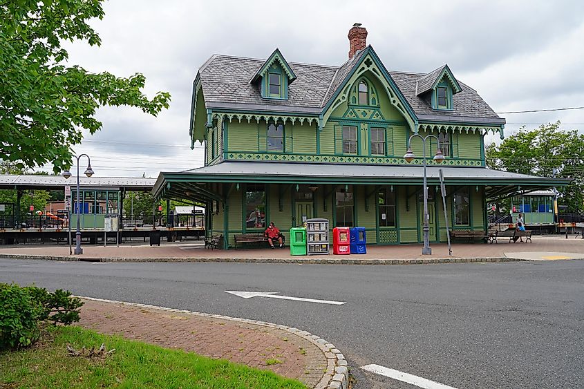 View of the historic Red Bank Train Station, a landmark Victorian NJ Transit commuter railroad station in Red Bank, Monmouth County, New Jersey, via EQRoy / Shutterstock.com