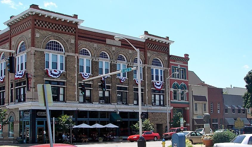 Corner of West 3rd and St. Ann Streets in Owensboro, Kentucky. In a NRHP Historic District