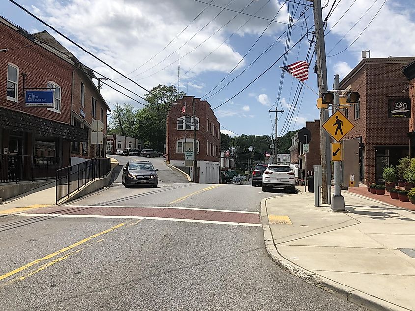 View south along Maryland State Route 808 (Main Street) at Park Avenue in Mount Airy, Carroll County, Maryland.