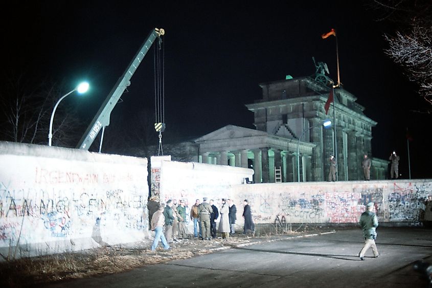 fall of the berlin wall