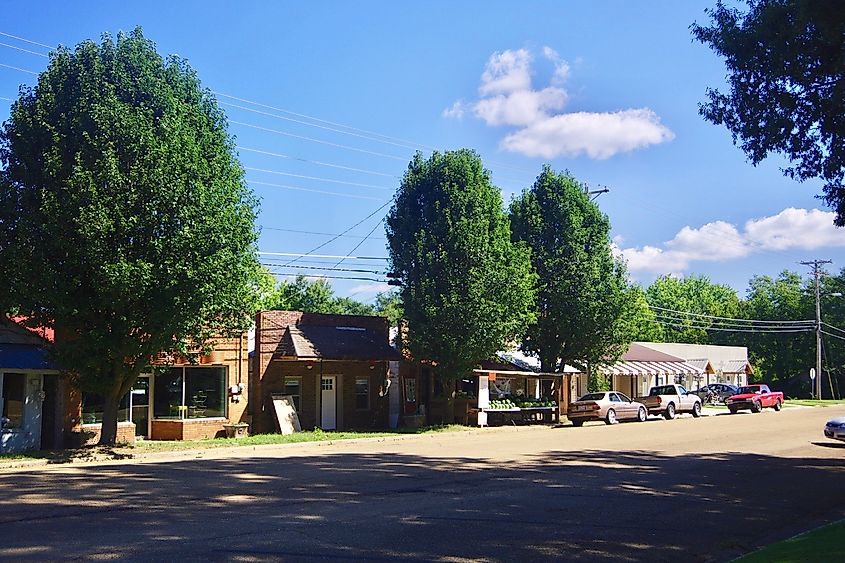 Businesses in Ashland, Mississippi.
