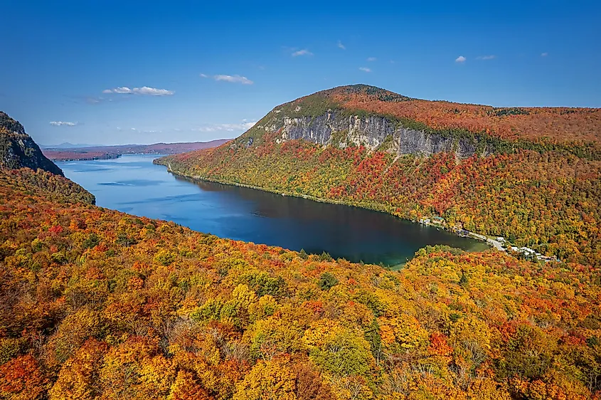 Lake Willoughby, Vermont in autumn