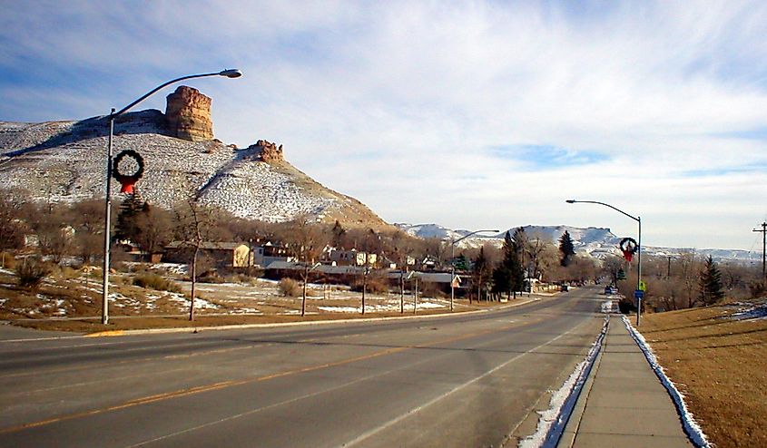 Road through Green River. Image credit: Milonica at English Wikipedia via Wikimedia Commons.