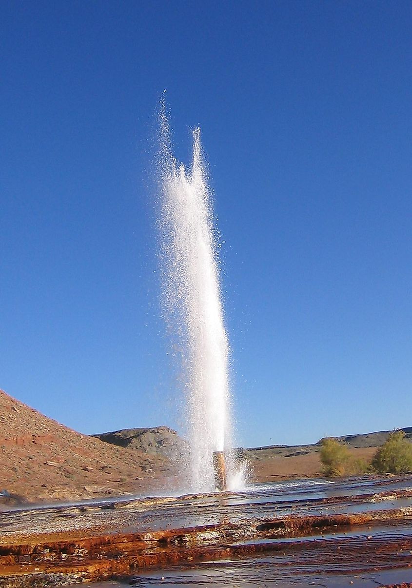 Photo taken near the peak of an eruption of Crystal Geyser on October 11, 2005.