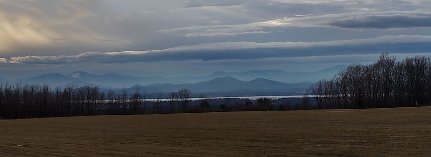 Lake Champlain panorama near Split Rock Mountain in winter. Credit: Andy Choinski / Shutterstock