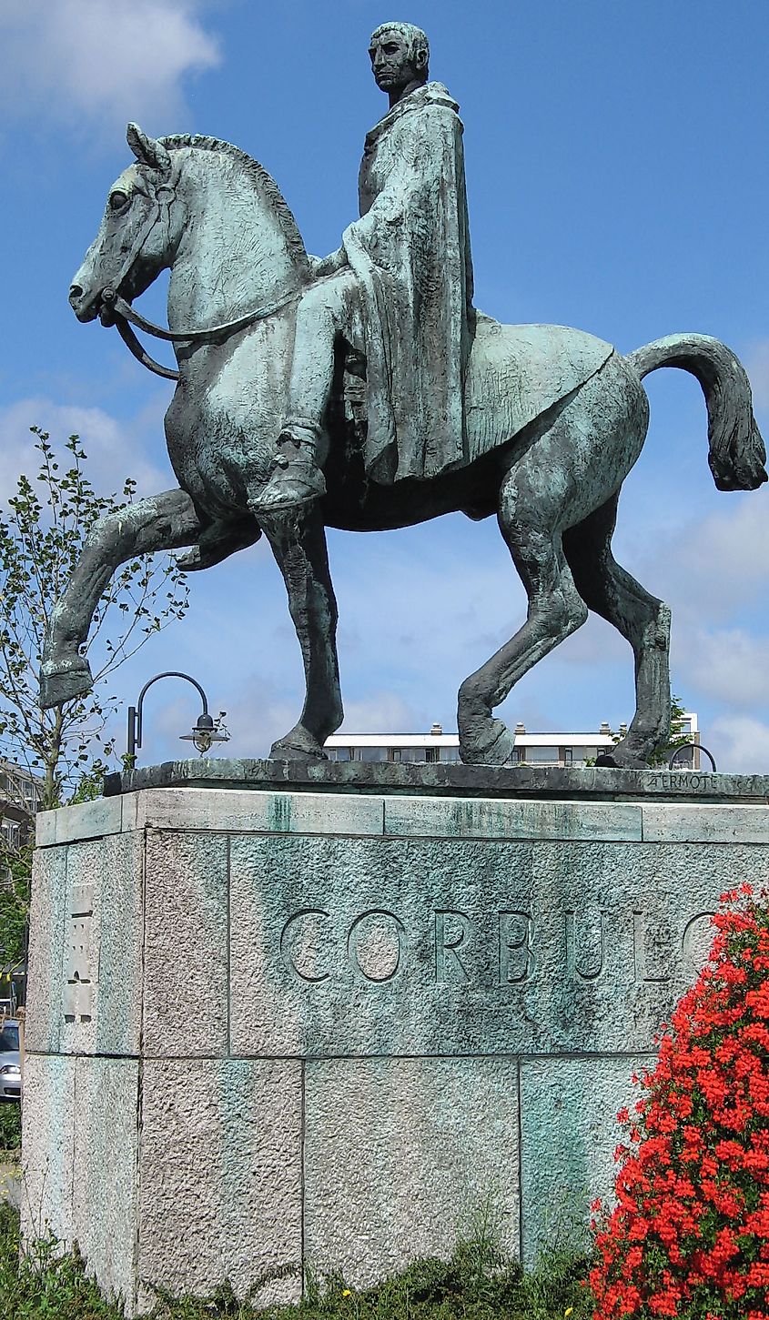 Statue of Corbulo in Voorburg, Netherlands.