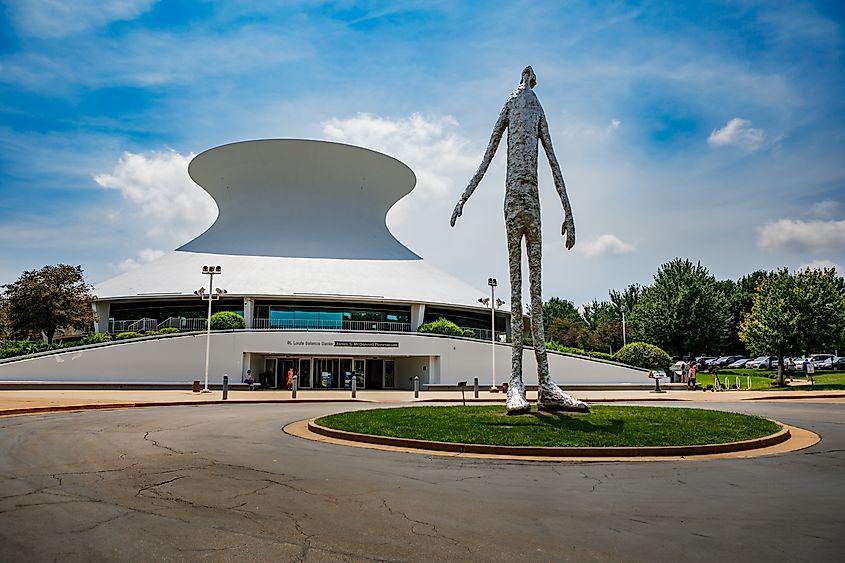 Exterior of the St. Louis Science Center, James S. McDonnell Planetarium.