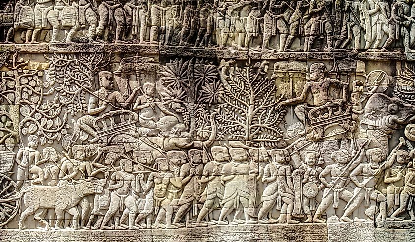 Bas relief sculpture, battle between Cham and Khmer