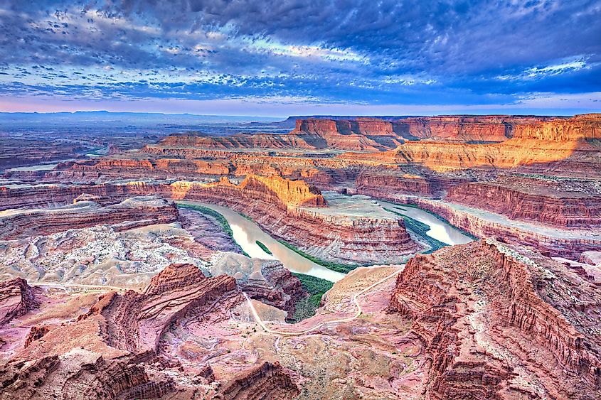 The spectacular canyon landscape of the Dead Horse Point State Park.