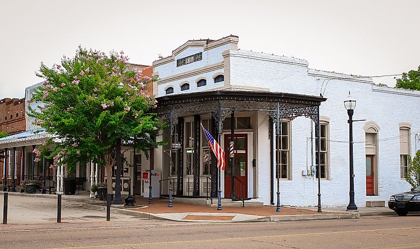 A barbershop stands on the corner of Bolivar, Tennessee in a 19th century building. Editorial credit: Sabrina Janelle Gordon / Shutterstock.com
