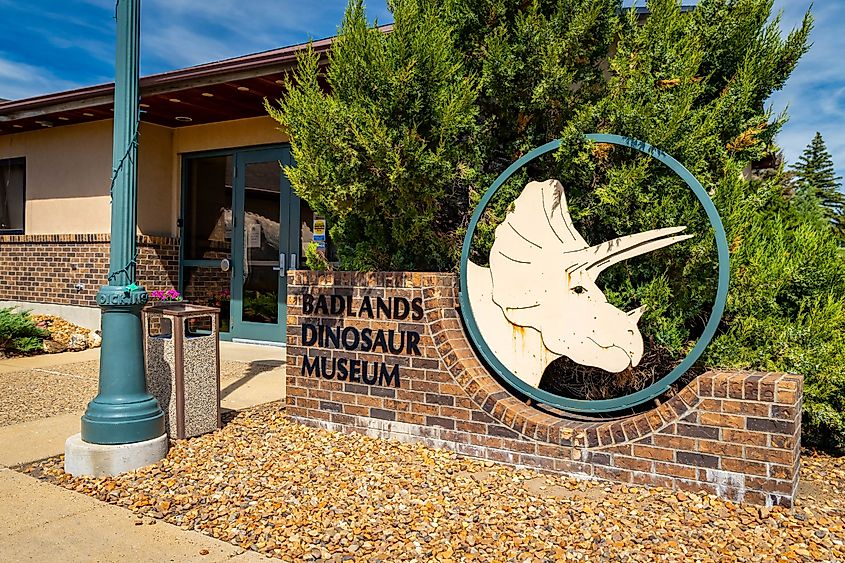 The welcoming entrance to the Badlands Dinosaur Museum in Dickinson, North Dakota. Image credit: Photo Spirit / Shutterstock.com