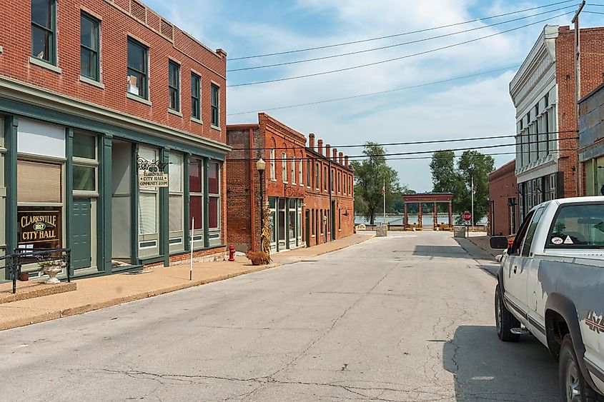 Red brick buildings in Clarksville, Missouri.