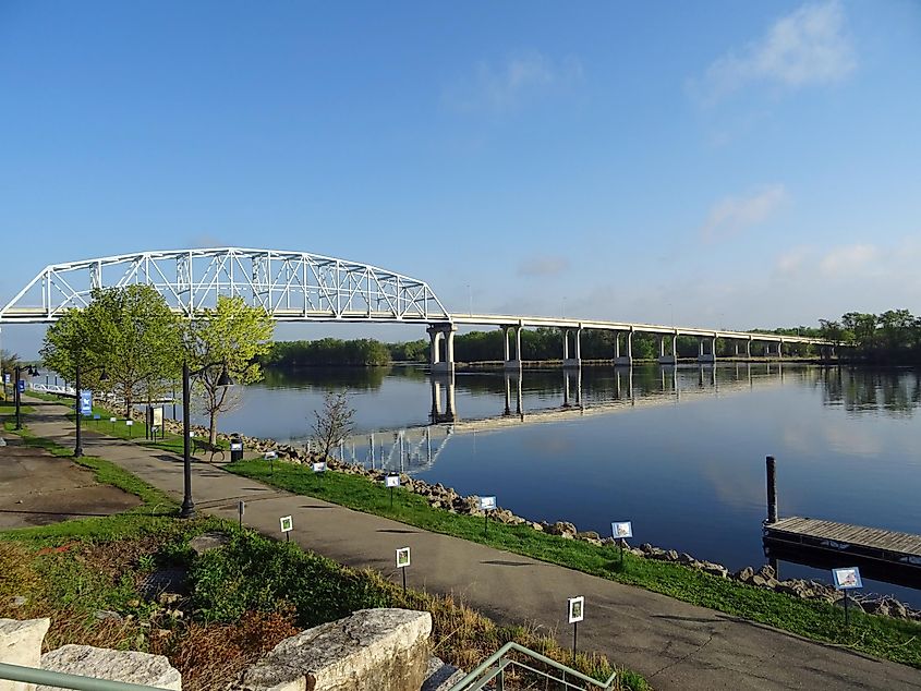 The bridge across the Mississippi at Wabasha, Minnesota.
