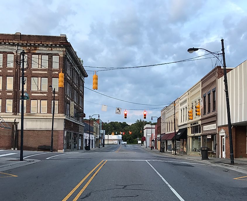 Leaksville Commercial District historical area, formerly the downtown of the defunct town of Leaksville, presently part of Eden