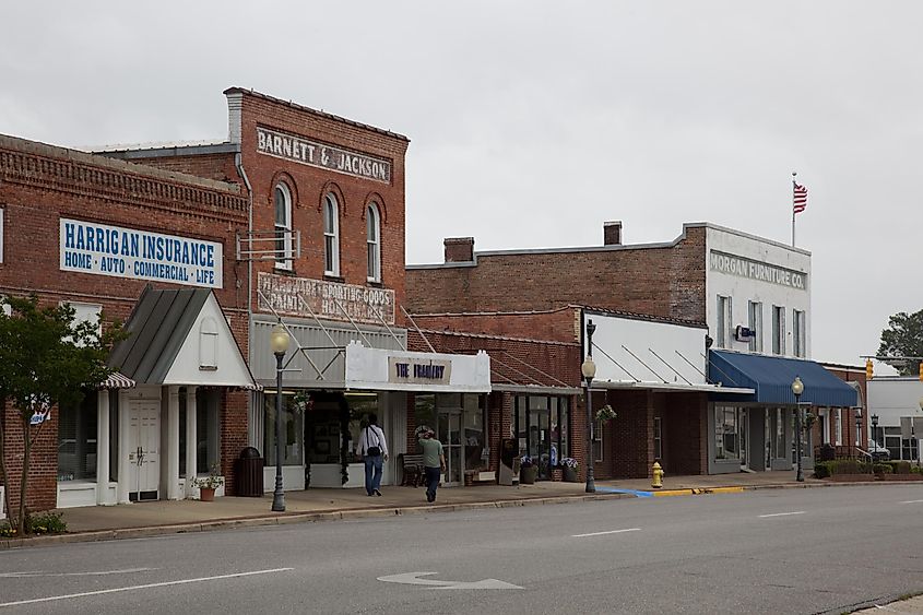 Historic buildings in Monroeville, Alabama. Image credit: Carol M. Highsmith, Public domain, via Wikimedia Commons.