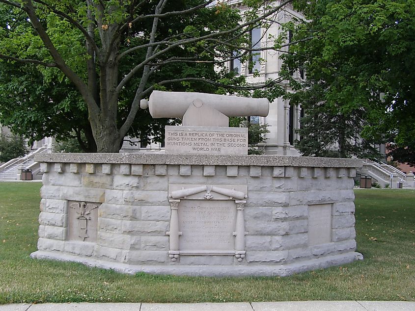 Memorial to the Civil War Veterans of Kosciusko County, Indiana on the SE corner of Courthouse Square in Warsaw, Indiana.