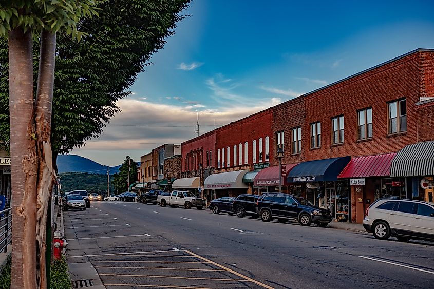 11 Most Scenic North Carolina Towns - WorldAtlas