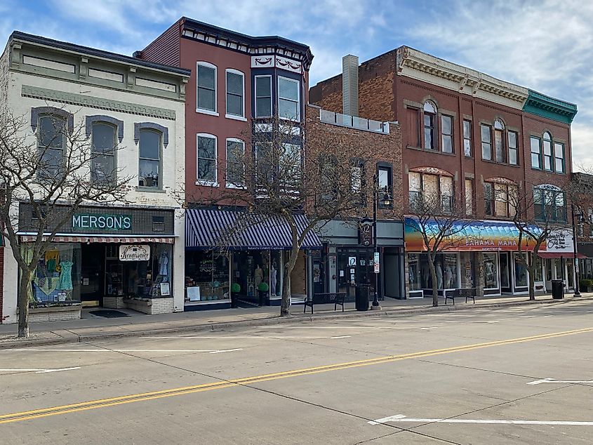 A quiet morning on Phoenix Street in South Haven, Michigan