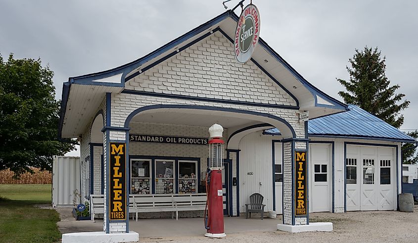 Old emblematic gas station of the Route 66 of the united states