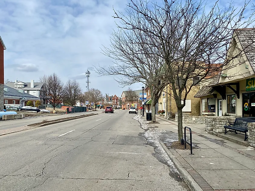 View of a street in Fort Thomas during the winter.