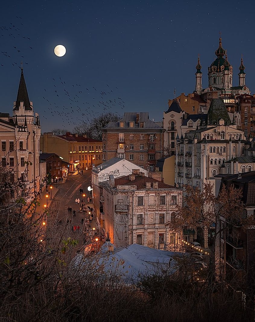 Night at Andriyivskyy Descent