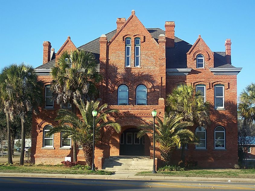 Old Calhoun County Courthouse in Blountstown, Florida