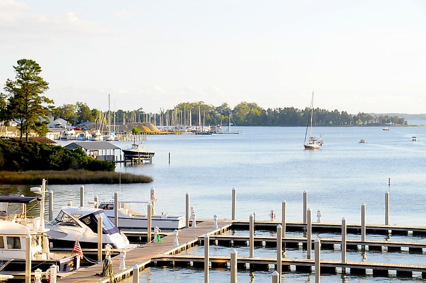 Irvington, Virginia: Carter's Creek view from the Tides Inn on the Rappahannock River.