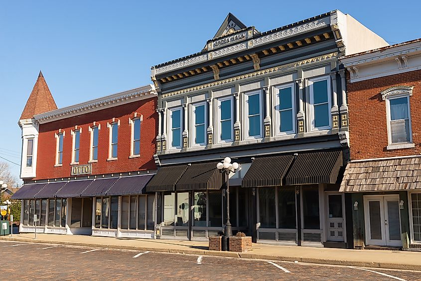 Arcola, Illinois, downtown building and storefronts.