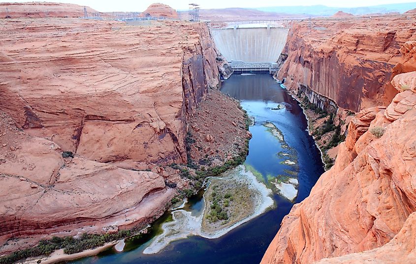 Colorado River dam