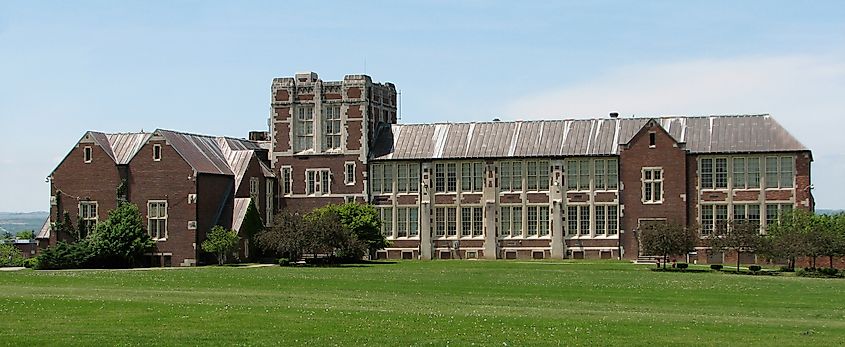 The Doty building, which was purchased and renovated for usage by SUNY Geneseo, was once Geneseo's high school. Currently it holds administrative offices for the college.