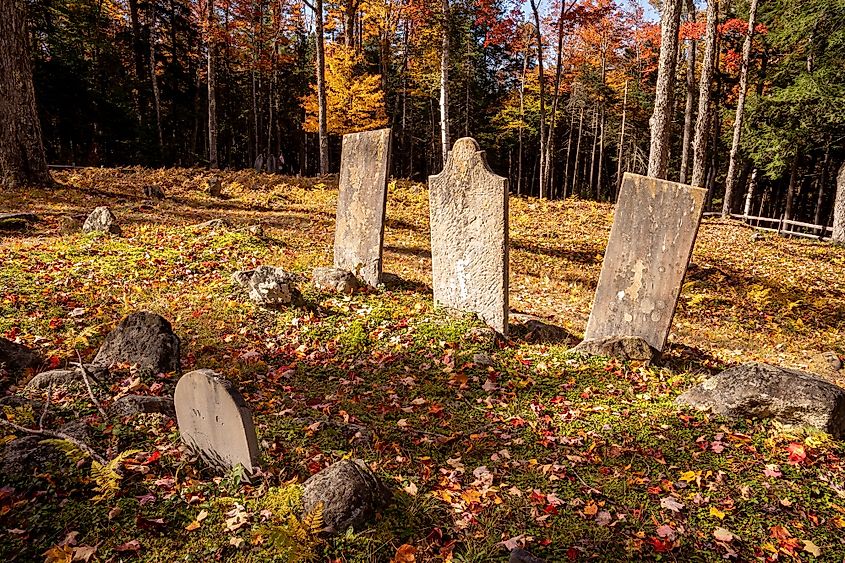 historic Revolutionary War-era cemetery located in picturesque Vermont’s Lowell Lake State Park.
